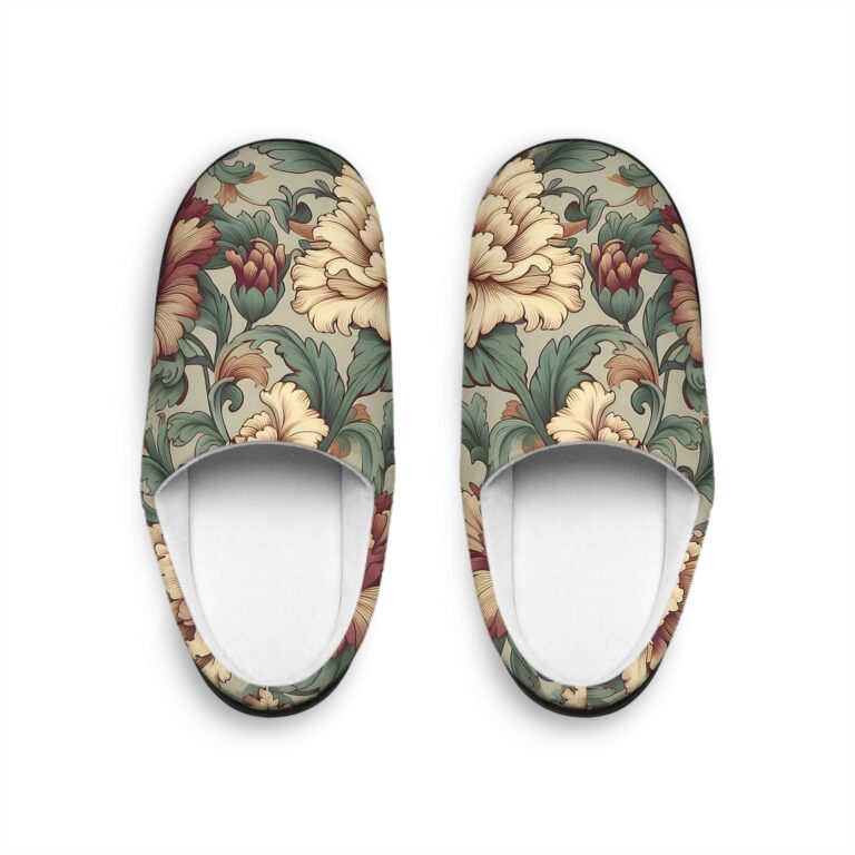 Women’s Indoor Slippers with William Morris–Inspired Victorian Botanical Pattern – Cozy Vintage Elegance
