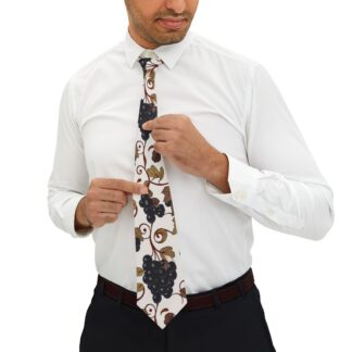 Art Nouveau Vine: Grapevine Pattern Necktie – Vintage Black Grape Floral Tie
